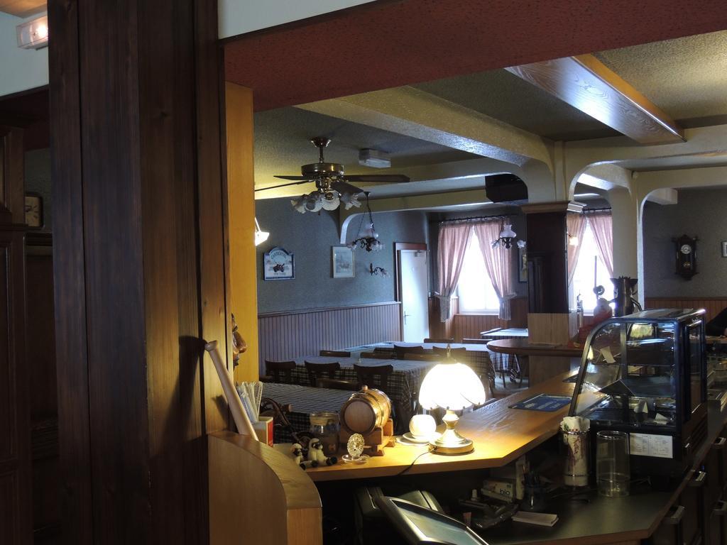 Aux Deux Clefs Hotell Petersbach Exteriör bild